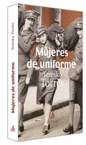 Cubierta de Mujeres de uniforme